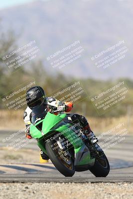 media/Dec-01-2025-Moto Forza (Mon) [[2daa91e15f]]/2-Intermediate Group/Session 3 (Turn 3)/